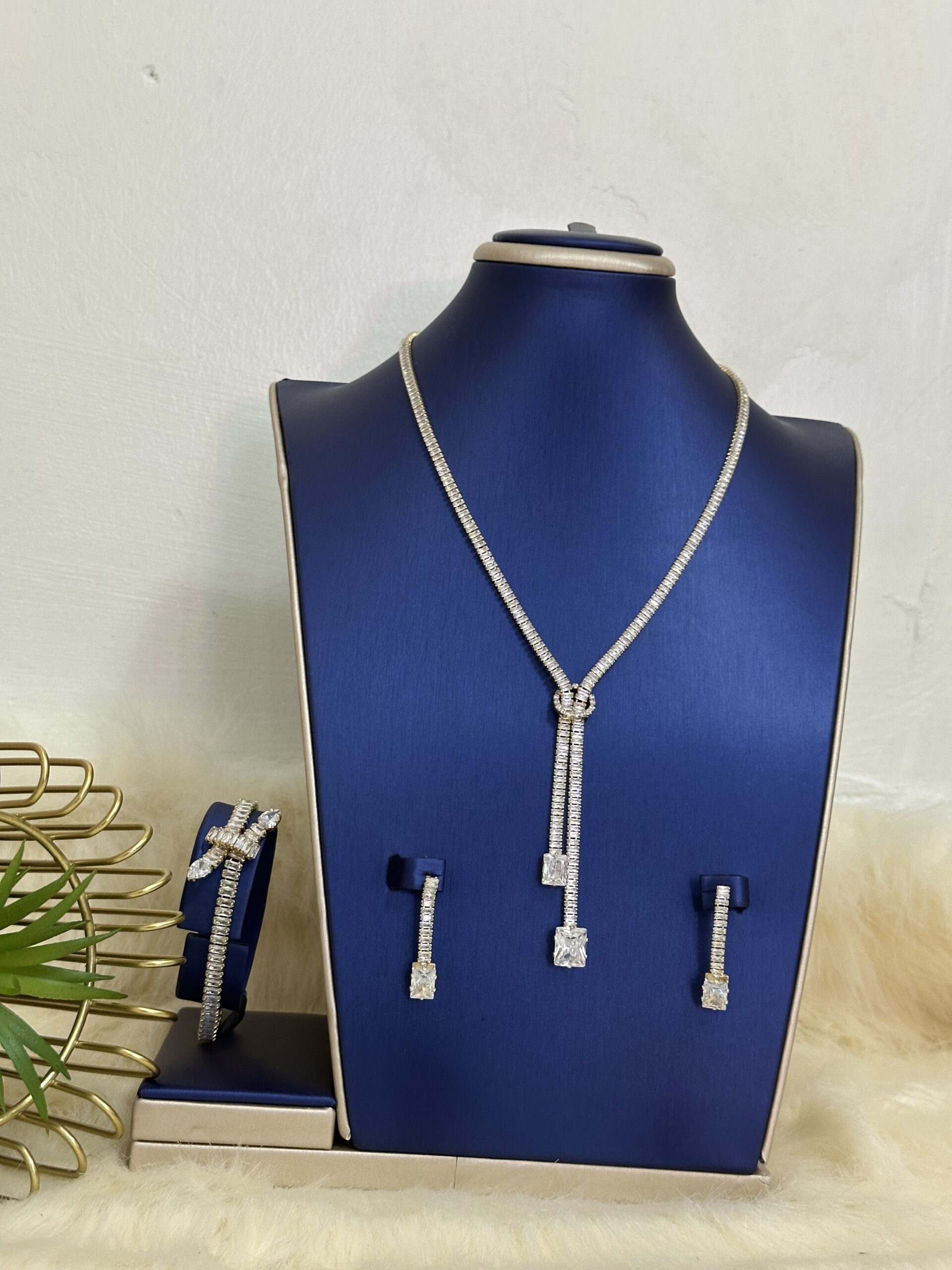 Cural set