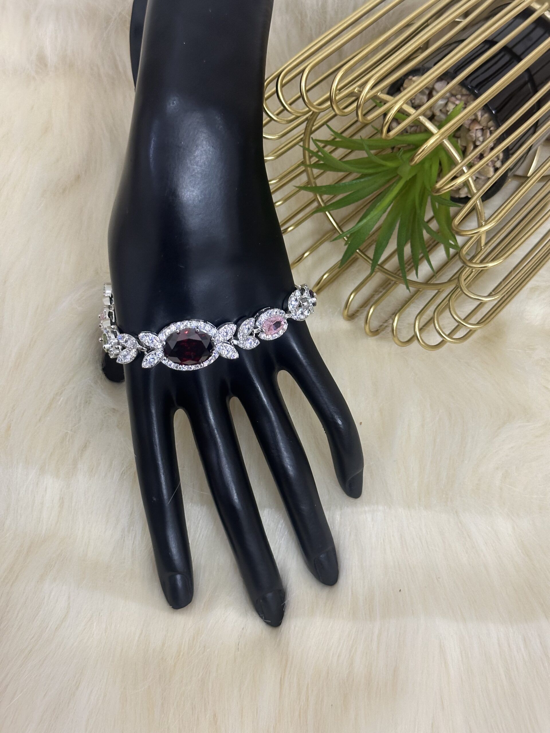 Crimsona bracelet