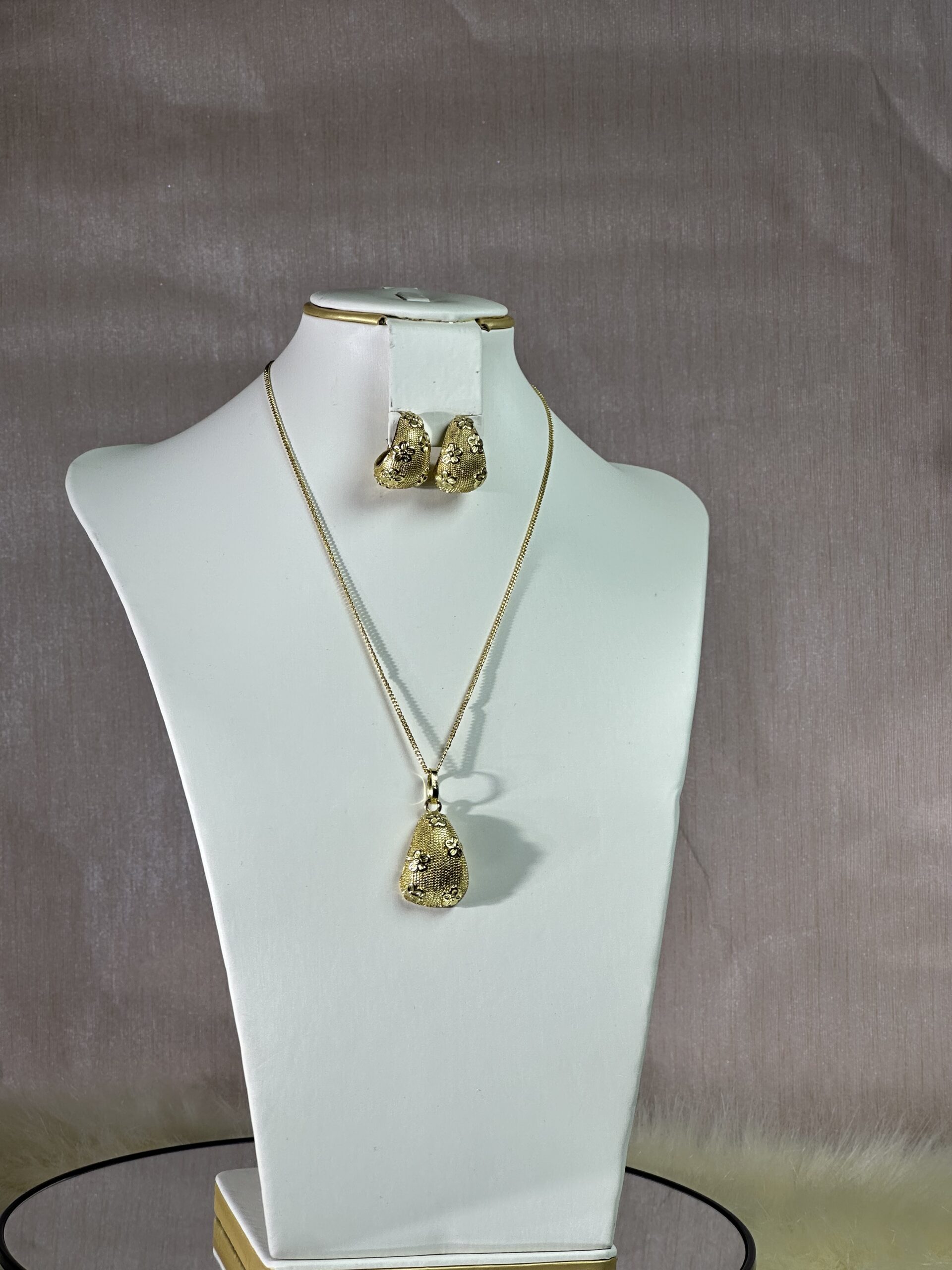 Aursona set