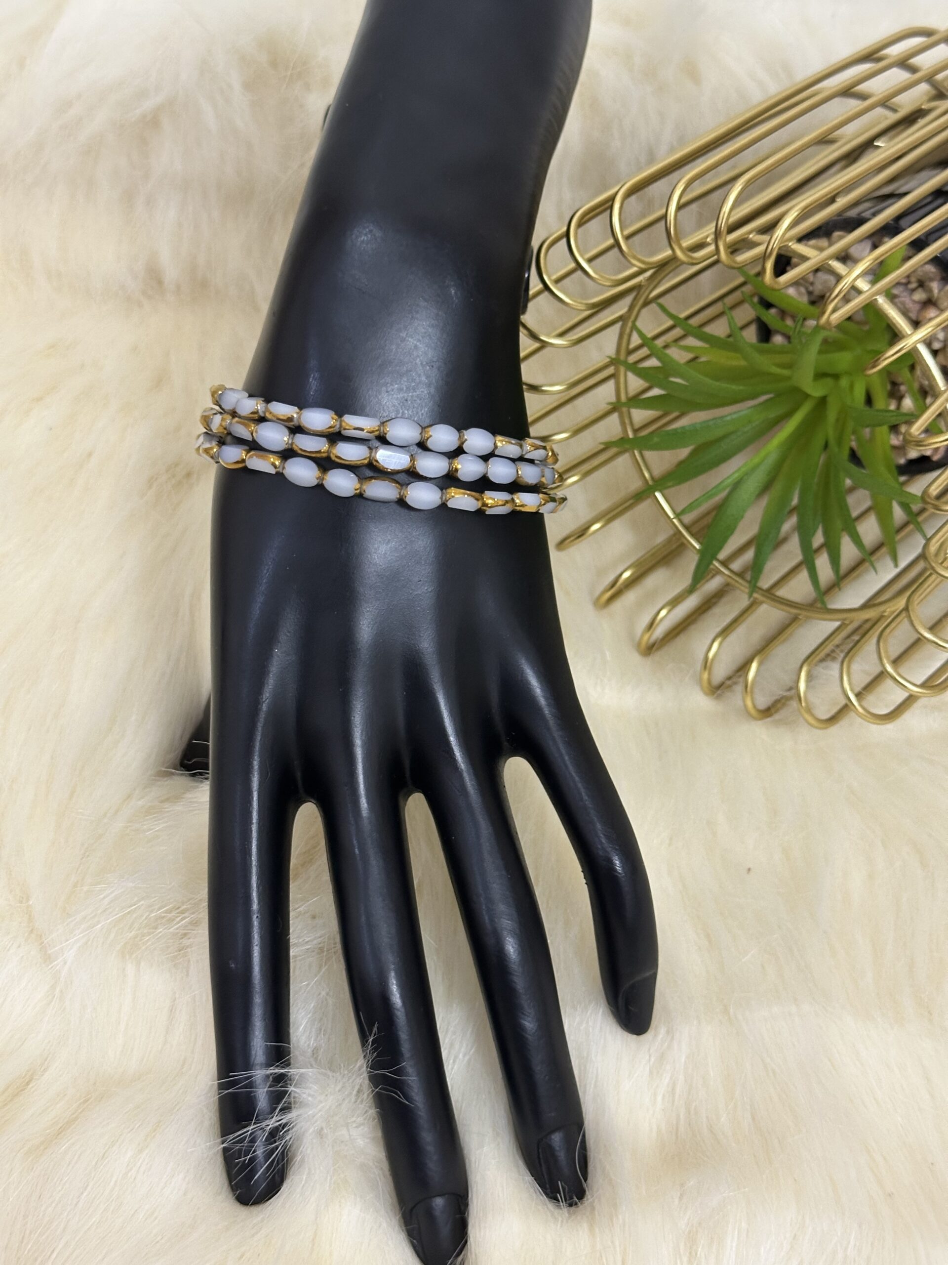 Fine thread bracelet